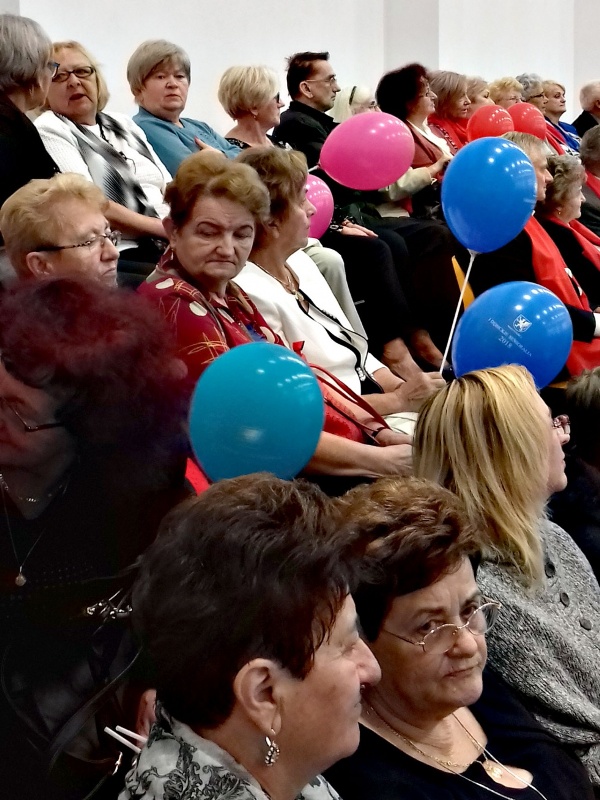 s4 f9b0f043bae8fab31fe4382e6abc2a7d