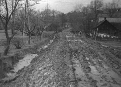 Budowa drogi Jodłowa - Dębowa 1981r..