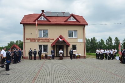 Przekazanie i poświęcenie wozu strażackiego dla OSP Dębowa_12