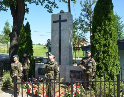 20 - lecie Nadania Imienia i Sztandaru SP w Dębowej_3