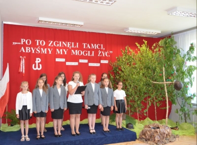 20 - lecie Nadania Imienia i Sztandaru SP w Dębowej_6